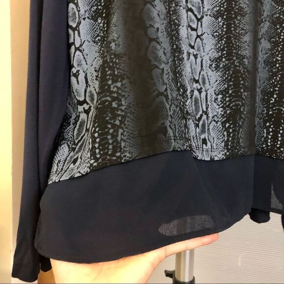 Calvin KLEIN Animal Print Transparent Mesh Shoulders Lonf Sleeve in Blue /  Sz L - Picture 3 of 6